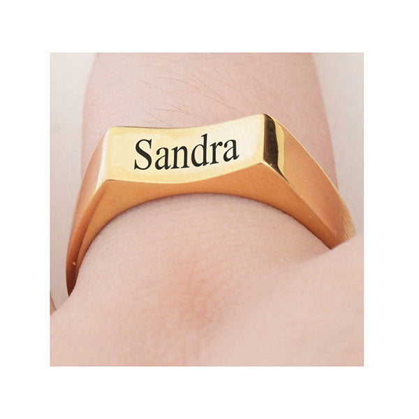 Personalized Curved Alphabet Signet Ring