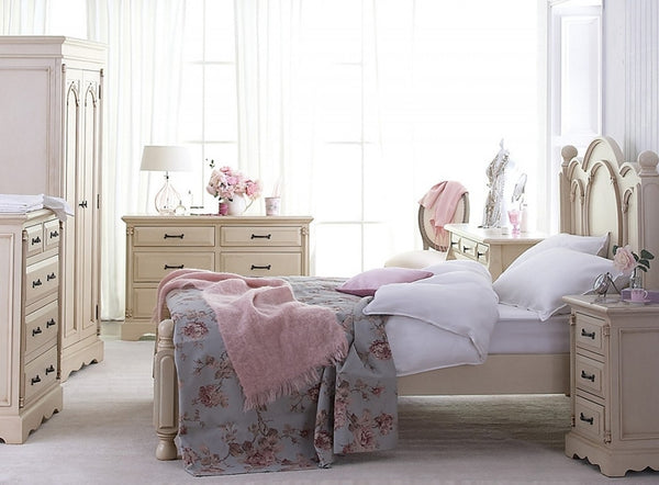 Bedroom Makeover On A Budget