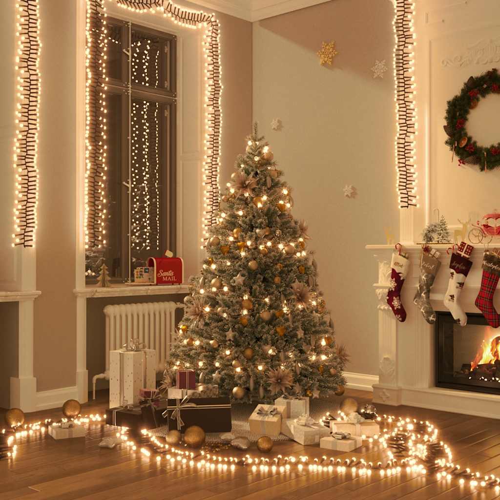 LED Cluster String with 400 LEDs Warm White 7.4 m PVC – Simply Wholesale
