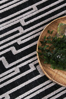 Coral Arc Black White Rug