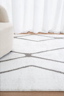 Ivory Cove Diamond Rug