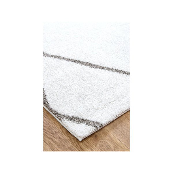 Gertrude Diamond Polyester Rug