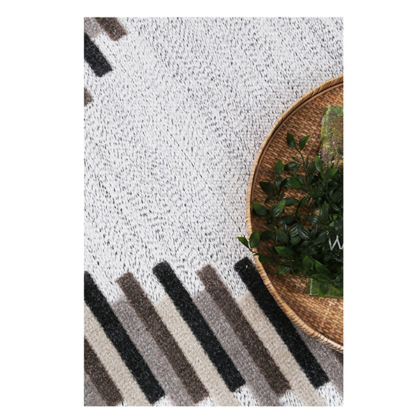 Aria Beige Cream Diamond Rug