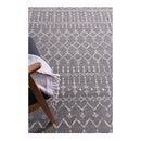 Simple Geometric Grey And White Rug