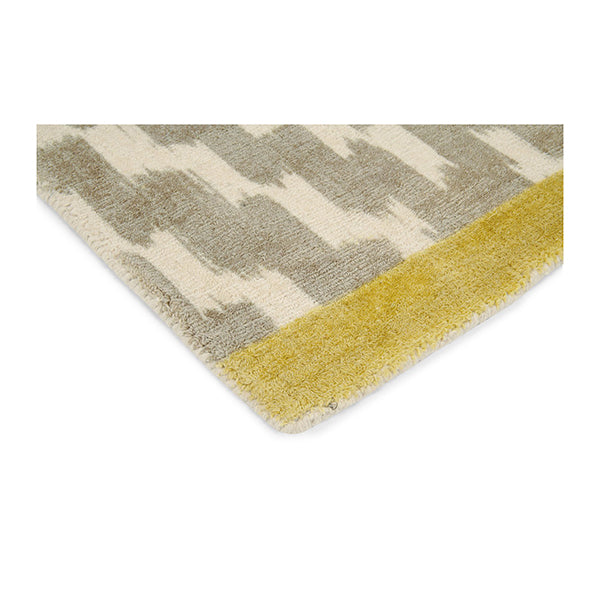 Diamond Shapes Sunflower Yellow Edging Rug