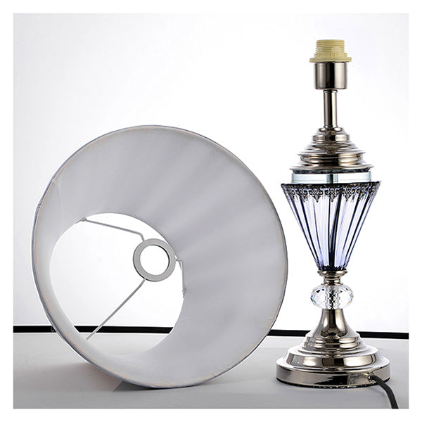 Elegant Table Lamp With Warm Shade