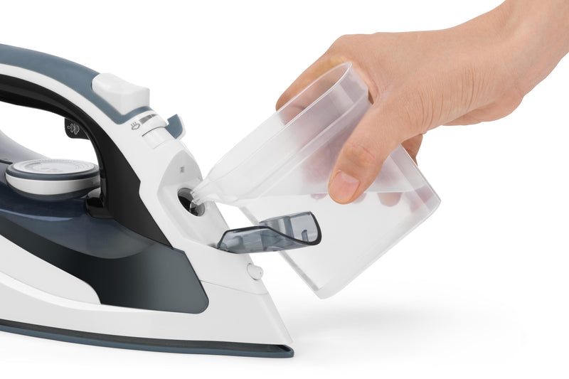 Kogan 2400W DuoGlide Cordless and Corded Steam Iron