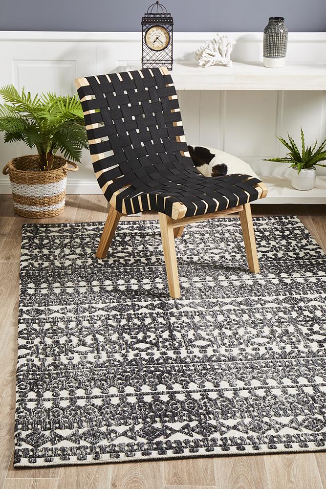 Levi Yasmin Ivory Black Rug