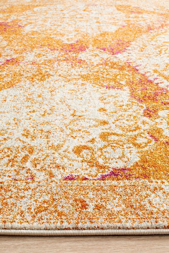 Museum Elton Rust Rug