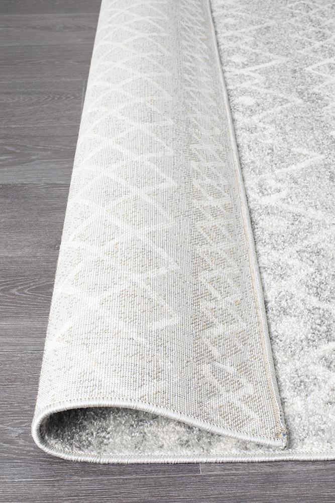 Oasis Selma Silver Tribal Rug