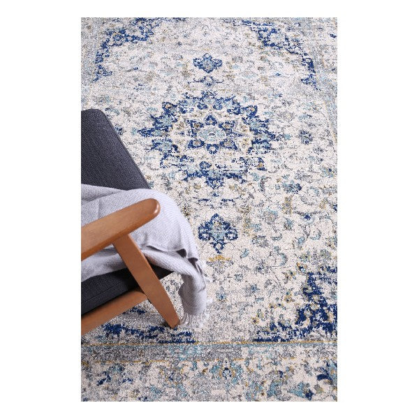 Delicate Navy Blue Traditional Rug