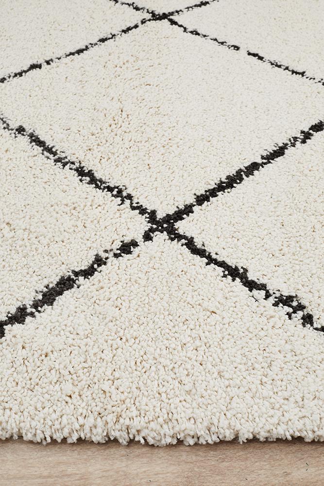 Saffron Elmas White Rug