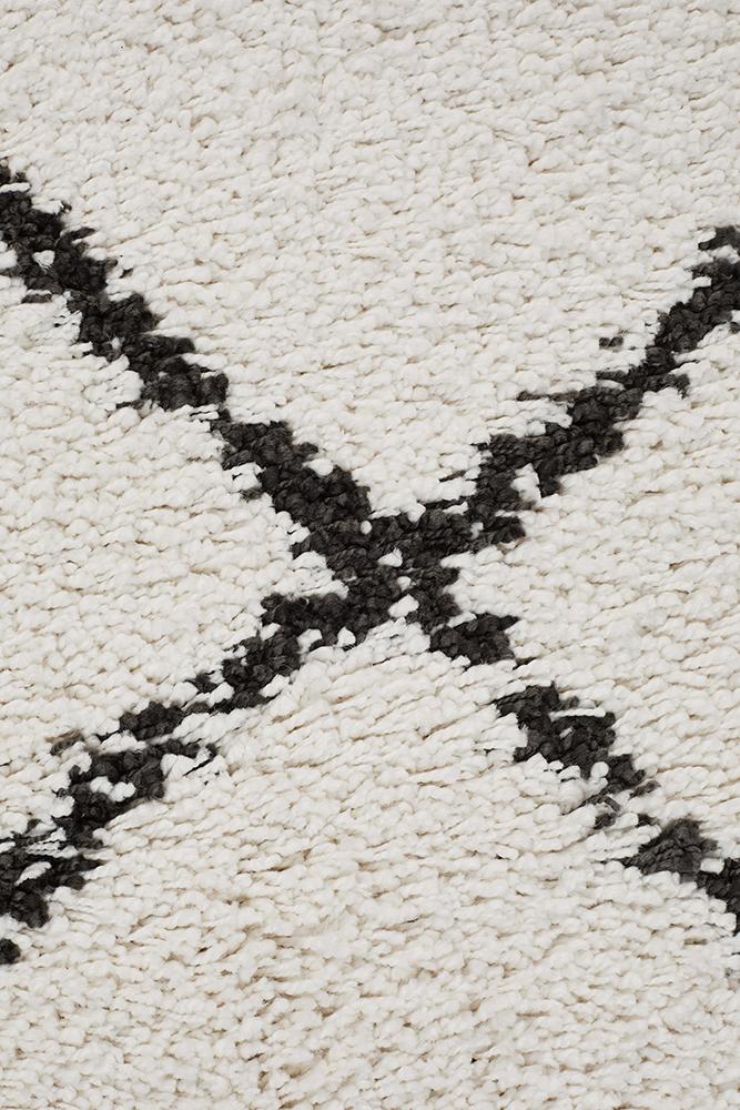 Saffron Elmas White Rug
