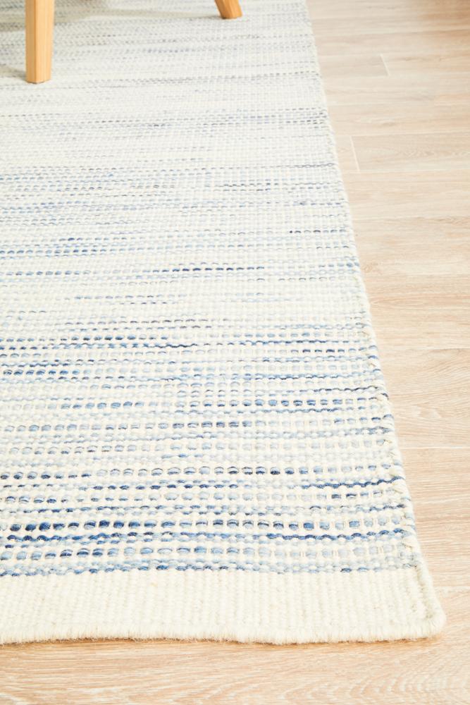 Skandinavian Bhavy Blue Rug