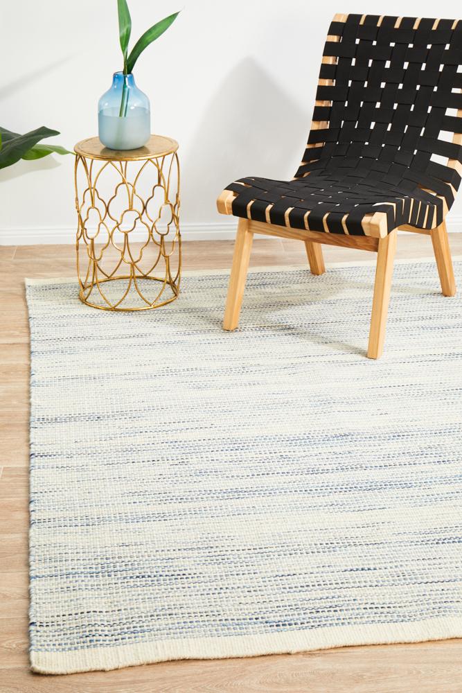 Skandinavian Bhavy Blue Rug