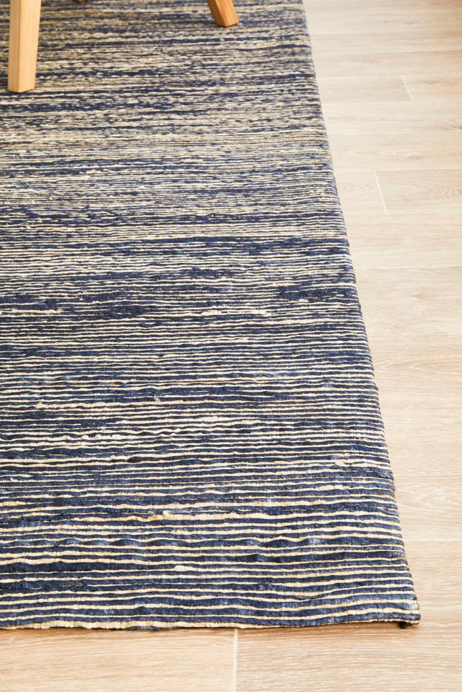 Skandinavian Java Navy Rug
