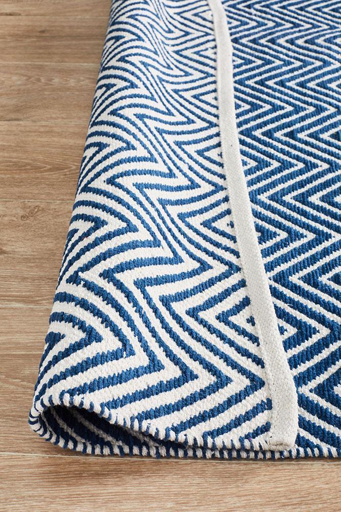 Spirit Chevron Navy Rug