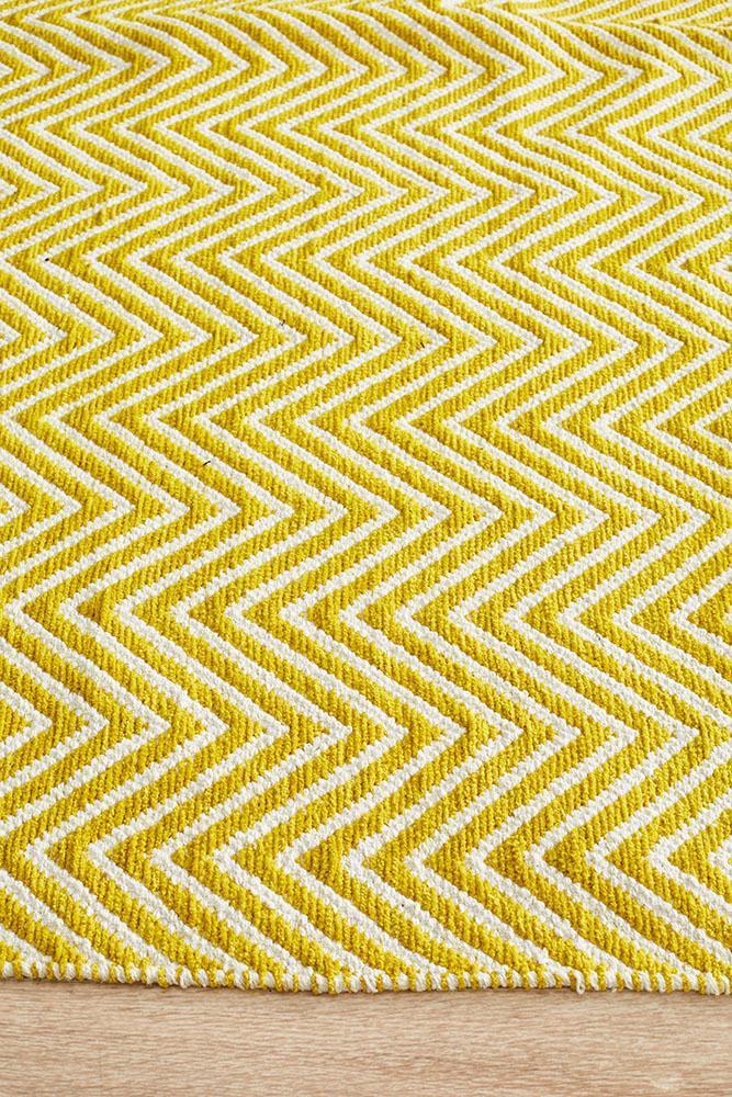 Spirit Chevron Yellow Rug