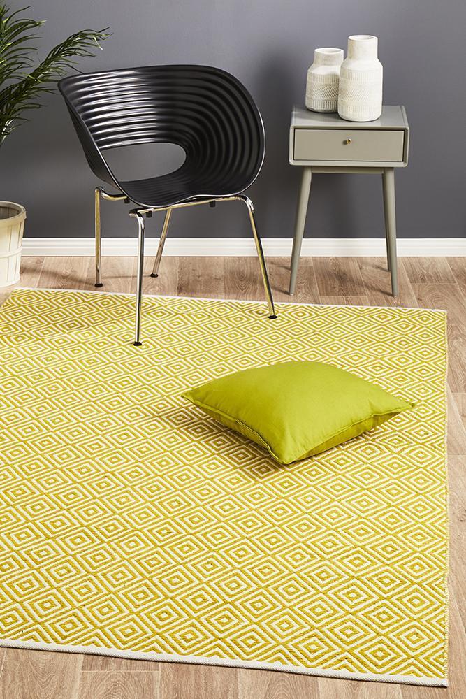 Spirit Diamond Yellow Rug