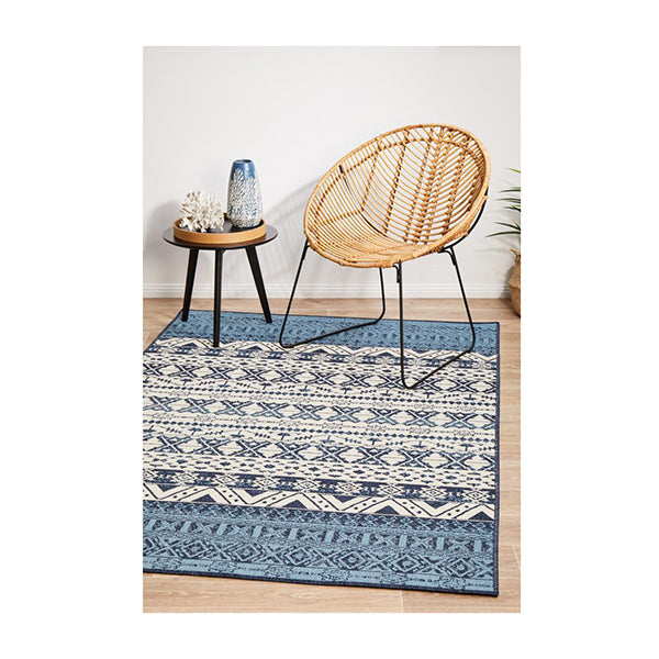 Ocean Power Loomed White Blue Rug