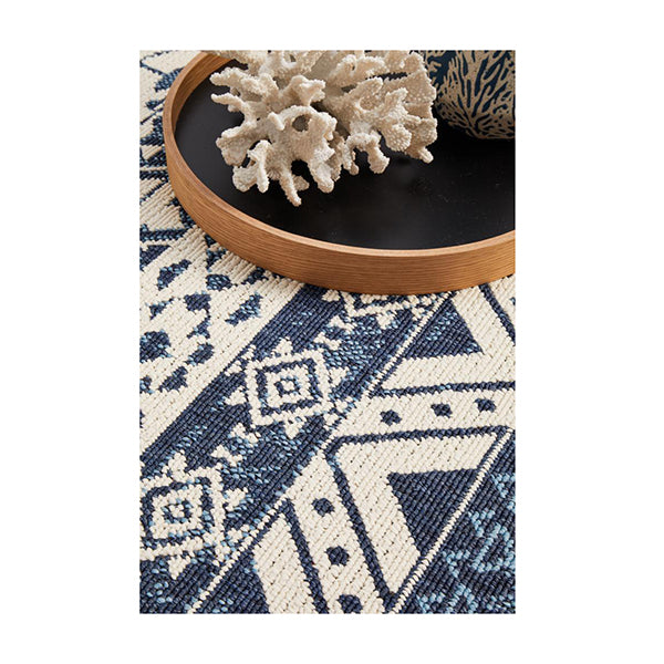 Ocean Power Loomed White Blue Rug