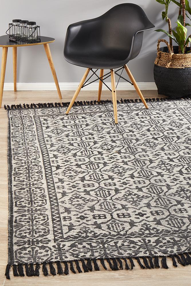 Zulu Totemic Clan Black Rug