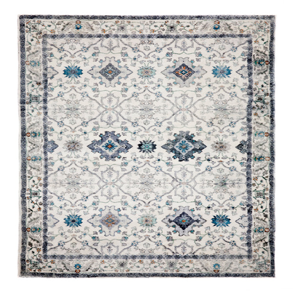 Soft And Plush Traditional Oriental Multicolour Ivory Distressed Rug