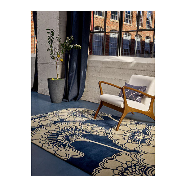 Japanese Floral Midnight Contemporary Hand Tufted Rug
